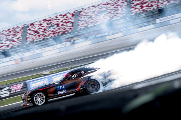Четыре топливных насоса для 1646 лошадиных сил: тюнинг Dodge Viper SRT для RDS GP