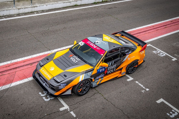Почти тысяча лошадиных сил и холодильник из Формулы 1: тюнинг Nissan 200SX для RDS GP