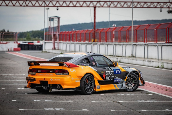 Почти тысяча лошадиных сил и холодильник из Формулы 1: тюнинг Nissan 200SX для RDS GP