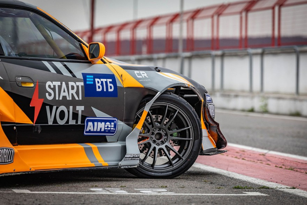 Почти тысяча лошадиных сил и холодильник из Формулы 1: тюнинг Nissan 200SX для RDS GP