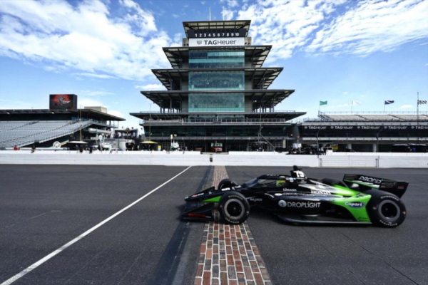 Мик Шумахер протестировал машину IndyCar на трассе в Индианаполисе