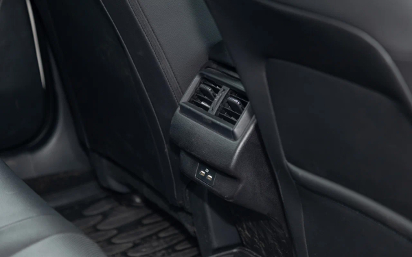 
            Спасибо за олдскул. Первый тест Mazda CX-50 — японского кроссовера из КНР
        