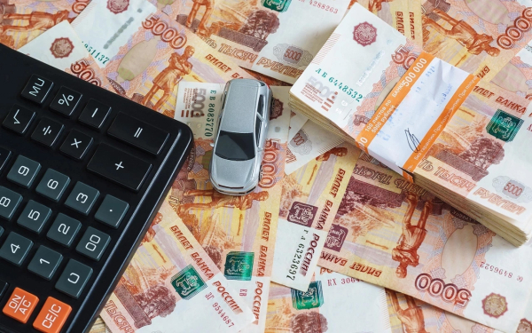 
            Новый утильсбор, камбэк Toyota и автономера через Госуслуги. Итоги недели
        