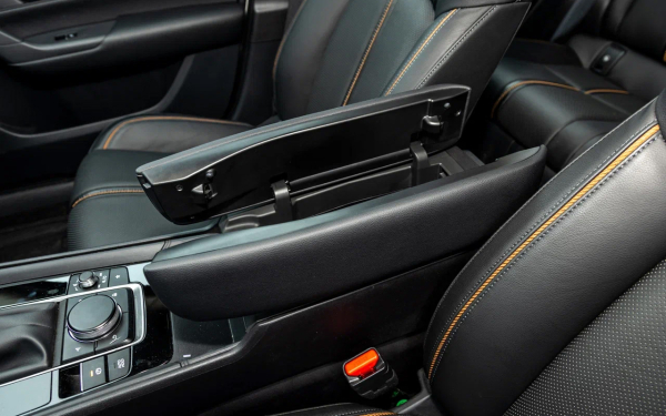 
            Спасибо за олдскул. Первый тест Mazda CX-50 — японского кроссовера из КНР
        