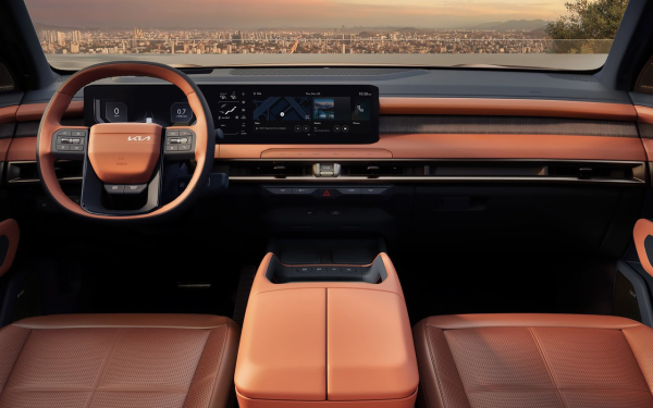 
            Самые яркие новинки автосалона в Лос-Анджелесе — 2025. Топ-5 моделей
        