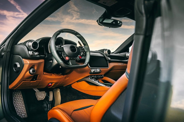 GlasWerks DMV Elevato: кроссовер-рестомод на базе шутинг-брейка Ferrari GTC4Lusso