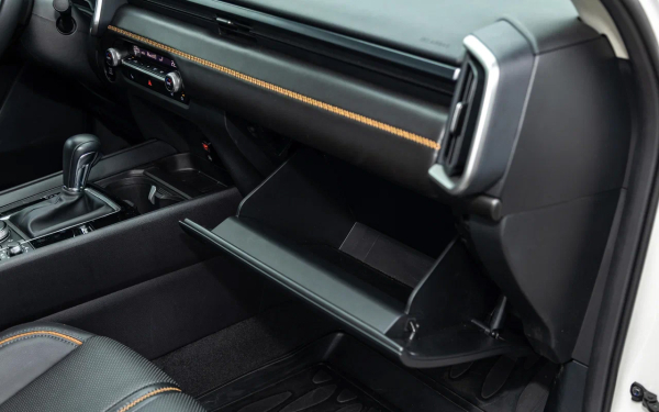 
            Спасибо за олдскул. Первый тест Mazda CX-50 — японского кроссовера из КНР
        