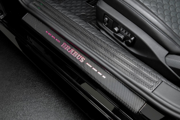 Первые Bentley от Brabus: форсированный V8, много карбона и полностью перешитый салон Первые Bentley от Brabus: форсированный V8, много карбона и полностью перешитый салон