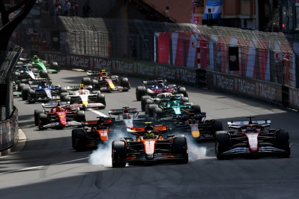 Краткие оценки выступлений всех команд и гонщиков Формулы-1 в сезоне-2025 — анализ Чемпионата Краткие оценки выступлений всех команд и гонщиков Формулы-1 в сезоне-2025 — анализ Чемпионата