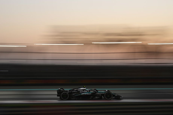 Оценки за Гран-при Абу-Даби Ф-1 2025: победа Ферстаппена, подиум Пиастри и Норриса, успех Леклера Оценки за Гран-при Абу-Даби Ф-1 2025: победа Ферстаппена, подиум Пиастри и Норриса, успех Леклера